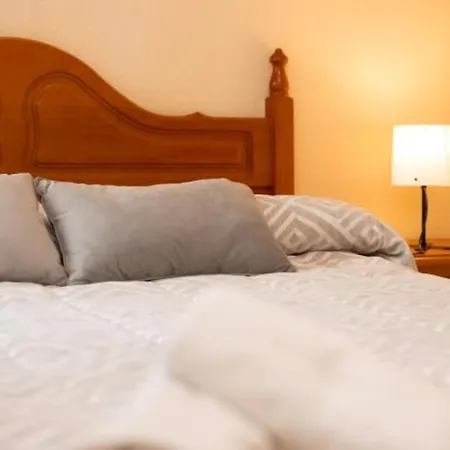 Sorolla Free Parking By Staycare Apartment
